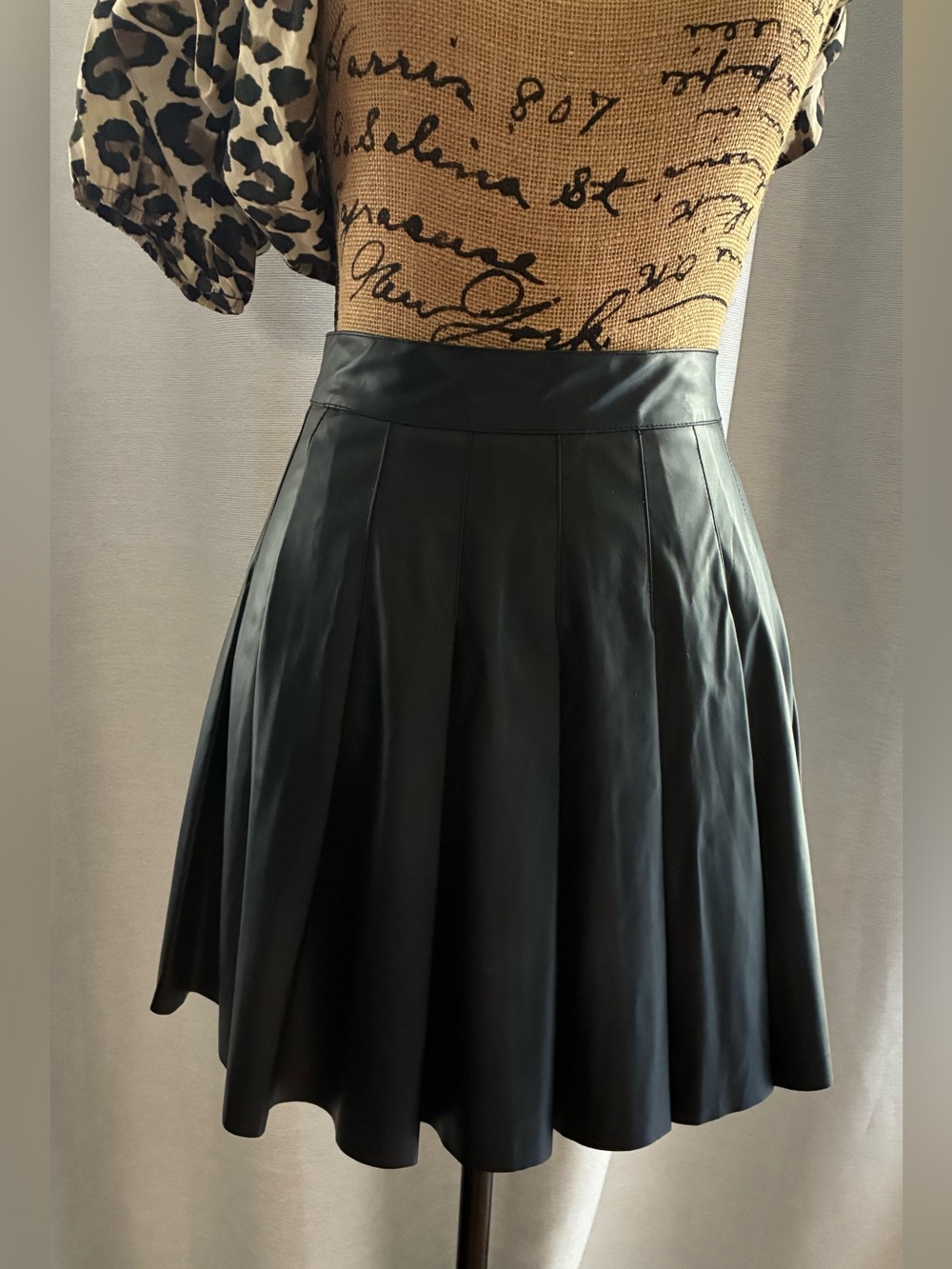 Kendall & Kylie Black Faux Leather Skater Circle Skirt